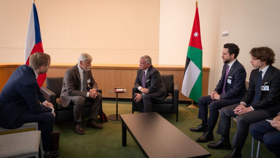 الملك عبدالله الثاني ورئيس جمهورية التشيك بيتر بافيل الملك عبدالله الثاني ورئيس جمهورية التشيك بيتر بافيل على هامش اجتماعات الجمعية العامة للأمم المتحدة بدورتها 78