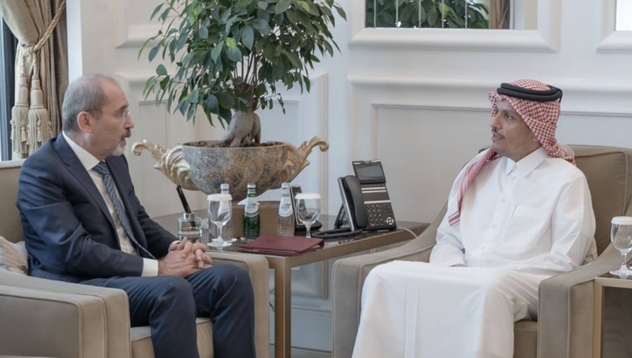 أيمن الصفدي والشيخ محمد بن عبد الرحمن آل ثاني - الدوحة 23/12/2023 | المصدر: qatar tribune