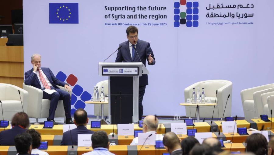 المفوض الأوروبي لشؤون المساعدات الإنسانية وإدارة الأزمات جانيز لينارشيش في الجلسة الافتتاحية لمؤتمر &quot;بروكسل 7&quot;  14/6/2023 | المصدر: وكالة الأنباء الفرسية