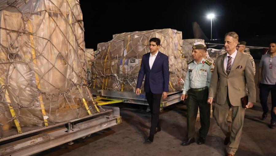 خلال تسلم مساعدات أرسلتها باكستان إلى المستشفيات الأردنية في غزة 27/4/2025 | المصدر: القوات المسلحة الأردنية