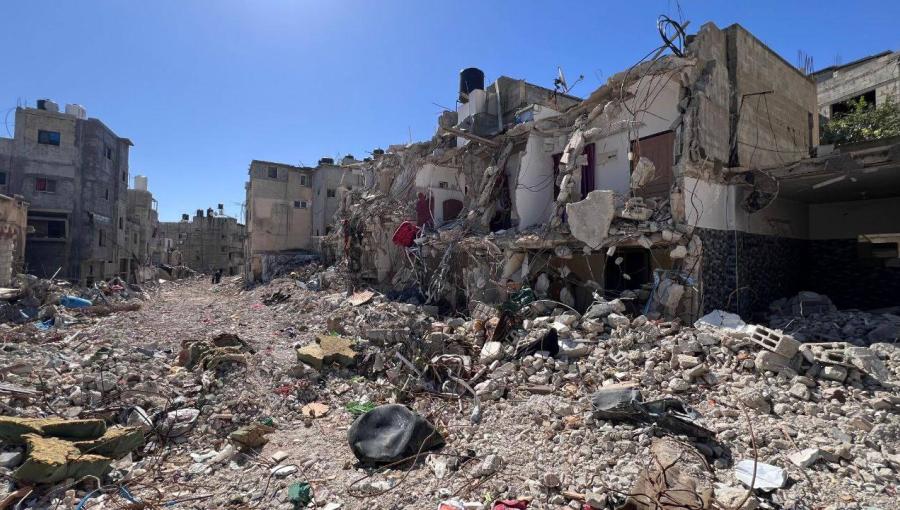 آثار الدمار الذي سببه الاحتلال في حي المنشية بمخيم نور شمس بطولكرم آثار الدمار الذي سببه الاحتلال في حي المنشية بمخيم نور شمس بطولكرم 7/5/2025 | المصدر: فلسطين بوست