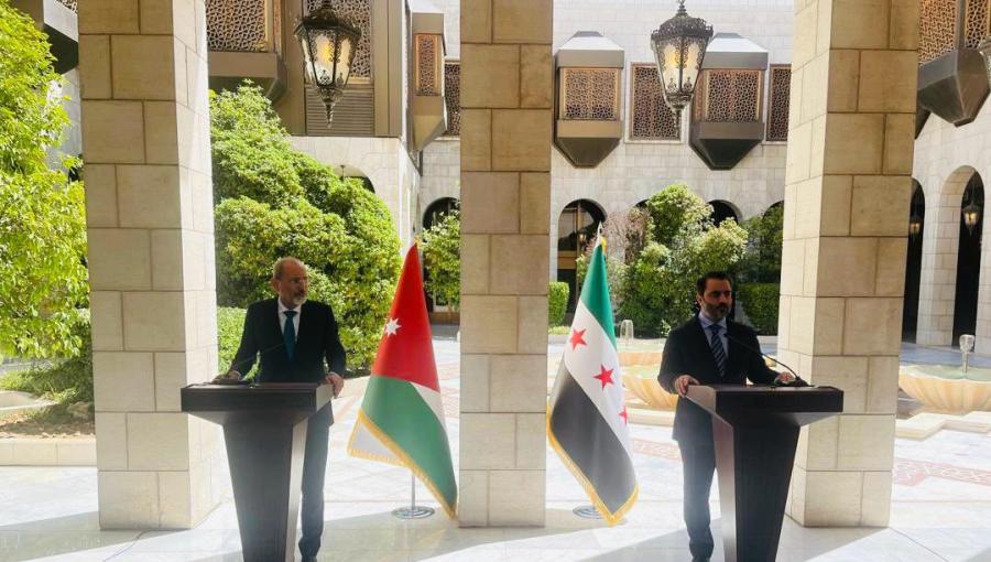 وزير الخارجية أيمن الصفدي  في مؤتمر صحفي مشترك مع نظيره السوري أسعد الشيباني 20/5/2025 | المصدر: وزارة الخارجية