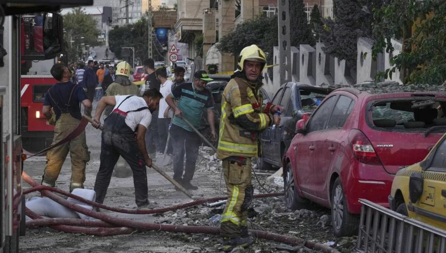 موقع انفجار سكني بعد ضربات إسرائيل على العاصمة الإيرانية طهران موقع انفجار سكني بعد ضربات إسرائيل على العاصمة الإيرانية طهران 13/6/2025 | المصدر: أسوشييتد برس
