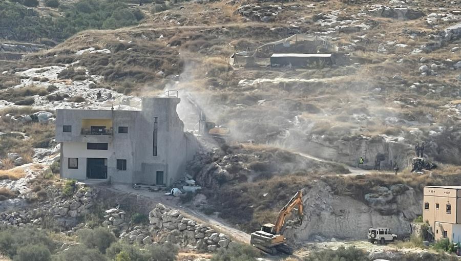 الاحتلال يهدم منزلا في نعلين برام الله 2/7/2025 | المصدر: وكالة وفا الفلسطينية