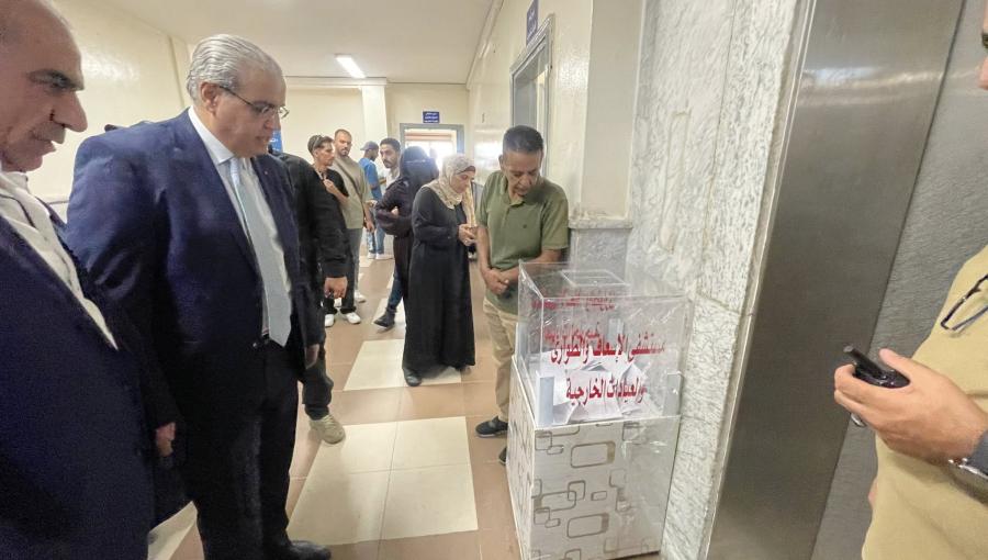 وزير الصحة الدكتور إبراهيم البدور خلال زيارة لمستشفيات البشير وزير الصحة الدكتور إبراهيم البدور خلال زيارة لمستشفيات البشير 15/9/2025 | المصدر: وزارة الصحة