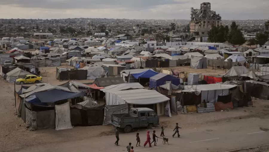 مخيم للنازحين الفلسطينيين في خانيونس بجنوب قطاع غزة مخيم للنازحين الفلسطينيين في خانيونس بجنوب قطاع غزة | أسوشييتد برس