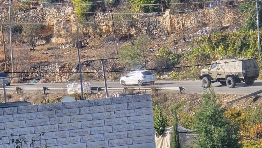 قوات الاحتلال تصادر عددا من المركبات خلال اقتحامها المتواصل لبلدة بيت أمر شمال الخليل 19/11/2025 | فلسطين بوست