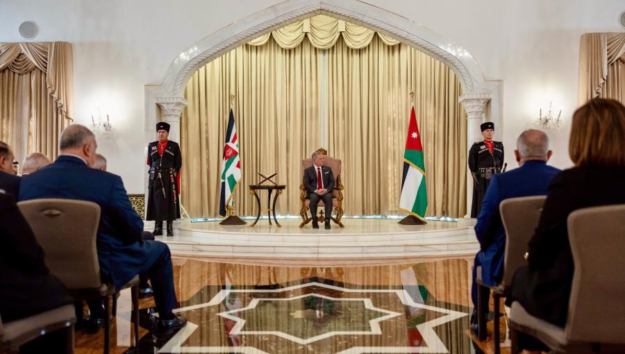 الملك عبدالله الثاني خلال الاستماع لرد مجلس الأمة على خطاب العرش 5/11/2025 | الديوان الملكي الهاشمي