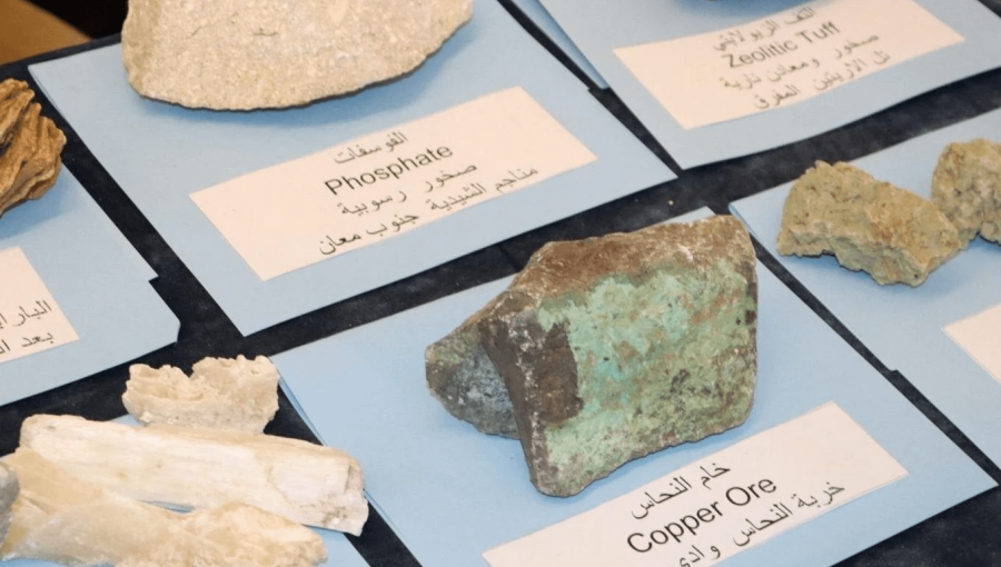 جانب من المعادن المعروضة خلال افتتاح أعمال مؤتمر التعدين الأردني الدولي العاشر | أرشيفية