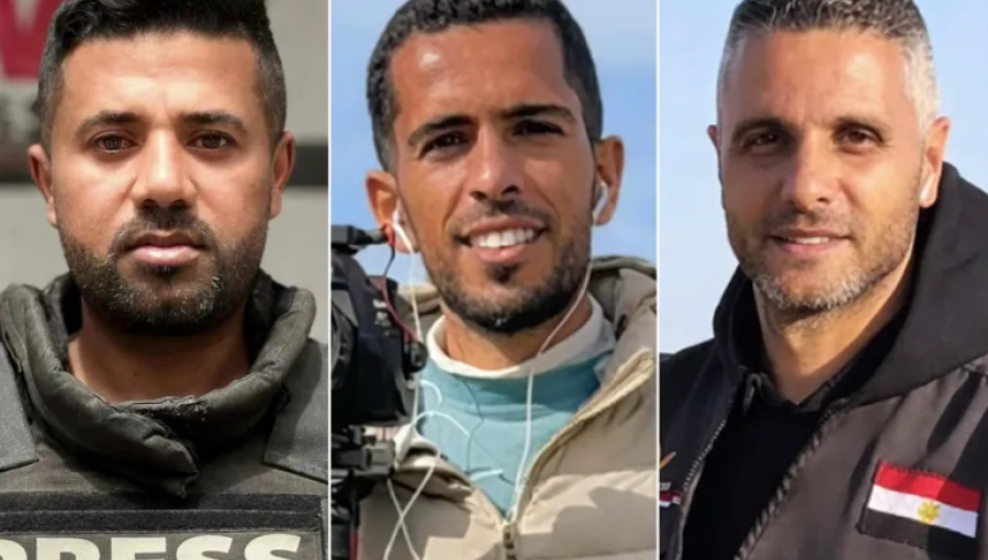 الصحفيون الثلاثة الذين استشهدوا بقصف إسرائيلي على منطقة نتساريم جنوبي مدينة غزة 21/1/2026 | الجزيرة