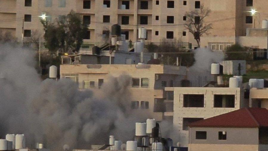 تفجير منزل عائلة الشهيد محمود عابد في بلدة حلحول شمال الخليل 2/2/2026 | فلسطين بوست