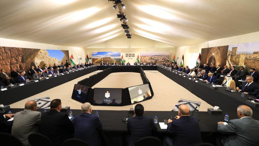 من جلسة مجلس الوزراء بمحافظة الكرك 10/2/2026 | مجلس الوزراء