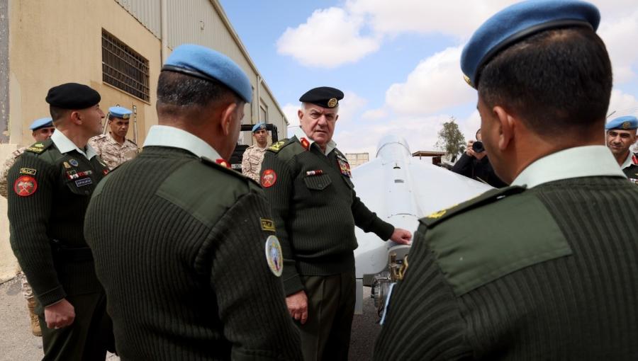 رئيس هيئة الأركان المشتركة اللواء الركن يوسف أحمد الحنيطي خلال زيارته سلاح الهندسة الملكي 15/3/2026 | القوات المسلحة الأردنية