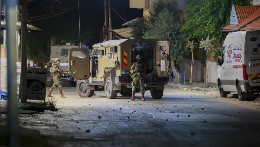 جنود الاحتلال خلال اقتحام سابق لمدينة قلقيلية | Getty Images