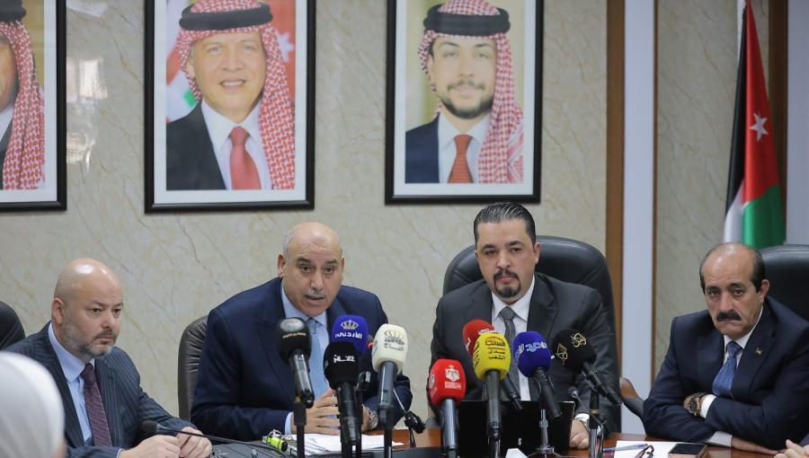 من اجتماع سابق للجنة العمل والتنمية الاجتماعية والسكان النيابية | مجلس النواب