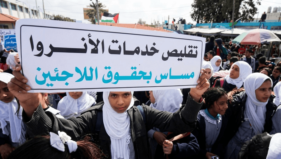 من اعتصام سابق أمام مقر الأونروا في العاصمة عمان رفضا لتقليص خدمات الوكالة الأممية | أرشيفية