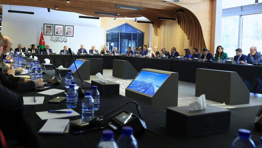 من اللقاء الذي جمع حسان بإعلاميين وصحفيين 21/4/2026 | رئاسة الوزراء