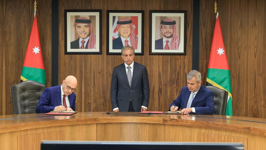 جانب من توقيع أول اتفاقية استثمار لإنتاج الأمونيا الخضراء في الأردن 10/5/2026 | وزارة الطاقة والثروة المعدنية