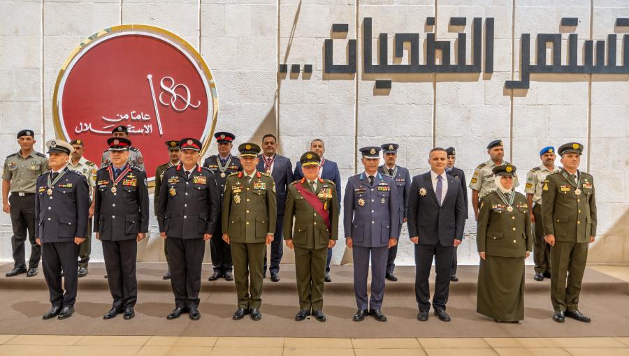 الملك عبدالله الثاني خلال احتفال الجيش العربي بالمناسبات الوطنية