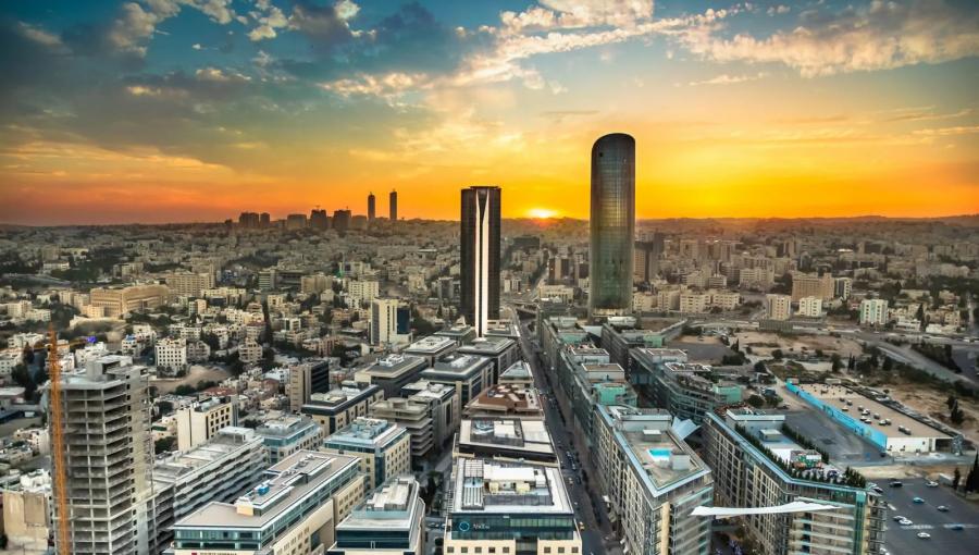 مشهد عام لمنطقة البوليفارد في العاصمة عمان