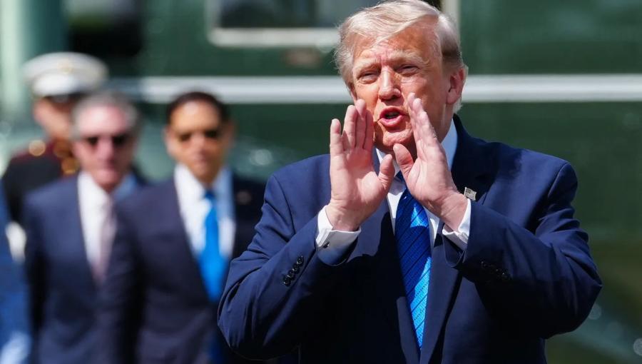 الرئيس الأمريكي دونالد ترامب يتحدث للصحفيين في قاعدة كامب ديفيد العسكرية بولاية ماريلاند | فرانس برس