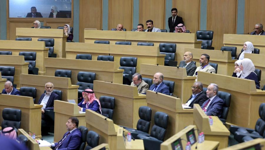 من جلسة تشريعية سابقة لمجلس النواب