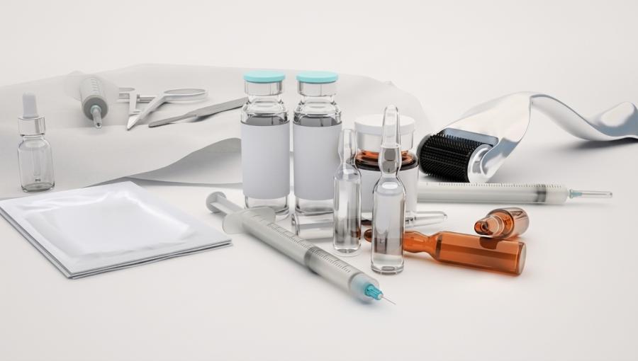 معدات ومستحضرات تجميلية