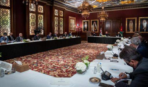 لقاء الملك مع اللجنة الملكية لتحديث المنظومة السياسية