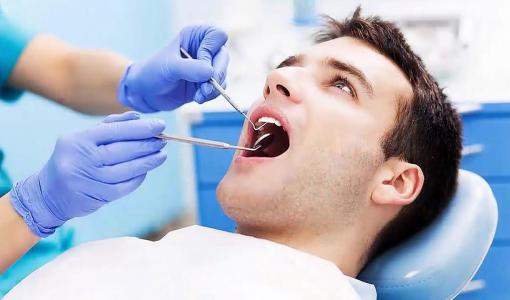 صورة تعبيرية / أسنان