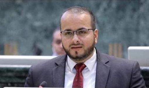 النائب حسن الرياطي النائب حسن الرياطي