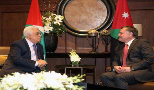 الملك عبد الله الثاني خلال استقباله الرئيس الفلسطيني محمود عباس -عمان 12 تشرين الثاني 2017