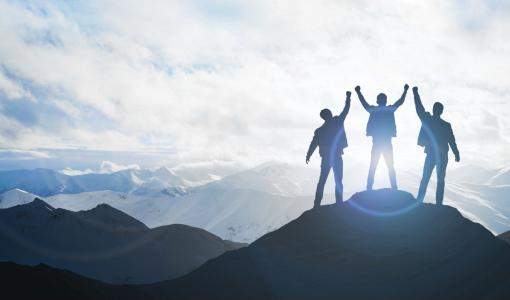 قصص النجاح وأثر الفكر المادي - مقال لؤي الفروخ