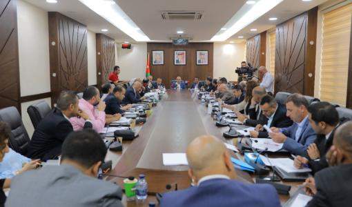 لقاء لجنة الاقتصاد والاستثمار النيابية | تصوير الرأي