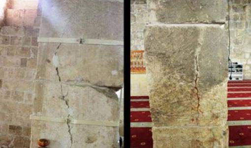 صورة أرشيفية لتصدعات في المسجد الأقصى المبارك
