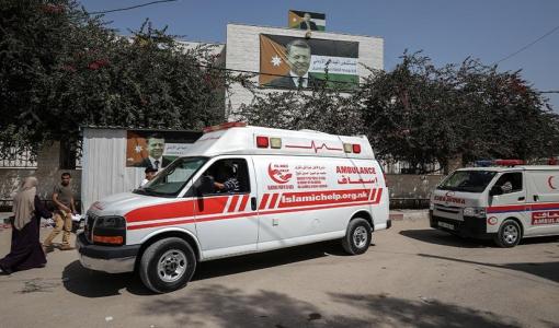 صورة أرشيفية من أمام المستشفى الميداني الأردني في غزة صورة أرشيفية من أمام المستشفى الميداني الأردني في غزة