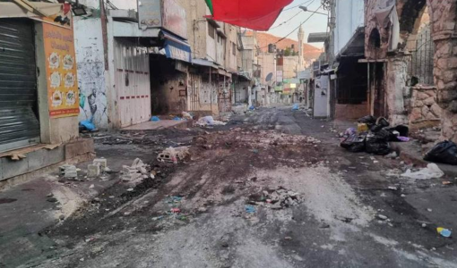 آثار الدمار الذي خلفته آليات الاحتلال أثناء اقتحامها مخيم بلاطة شرقي نابلس 16/12/2023 | المصدر: وكالة سند للأنباء