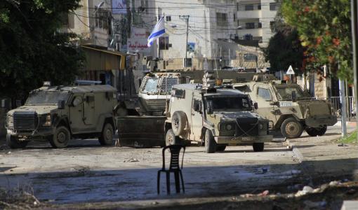 قوات الاحتلال خلال اقتحام سابق لإحدى مناطق الضفة الغربية | أرشيفية