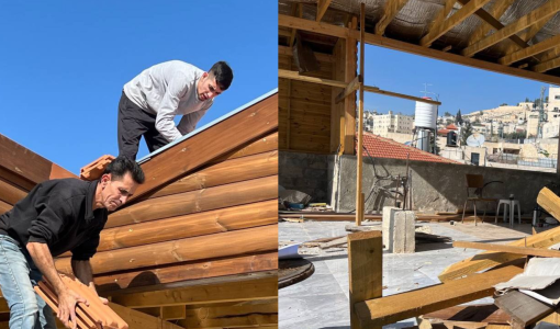 لاحتلال يجبر الفلسطيني أبو سمير الحلواني على هدم منزله قيد الإنشاء في حي راس العامود بالقدس المحتلة 20/1/2024 | المصدر: شبكة القدس الإخبارية