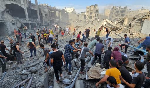 مخيم جباليا بعد تعرضه لقصف إسرائيلي في نهاية تشرين الأول 2023، أدى لمذبحة مروعة | المصدر: رويترز