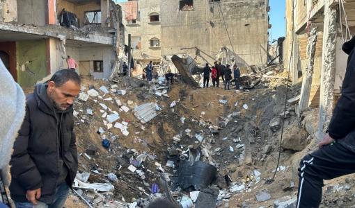 استهداف الاحتلال منزل عائلة أبو نقيرة في مخيم الشابورة برفح 22/2/2024 | المصدر: شبكة القدس الإخبارية