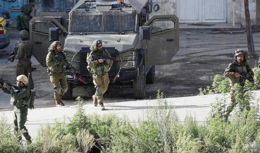 جنود الاحتلال الإسرائيلي خلال اقتحام سابق في الضفة الغربية المحتلة | المصدر: رويترز