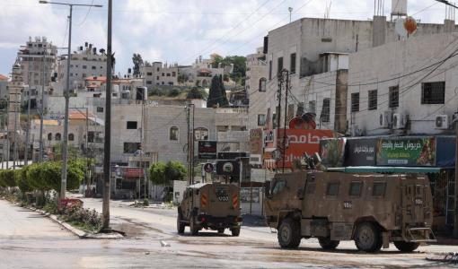 آليات الاحتلال الإسرائيلي خلال اقتحامها طولكرم | المصدر: وكالة الأنباء الفرنسية