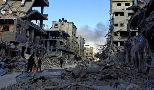 أنقاض بنايات في بيت لاهيا دمرها قصف الاحتلال الإسرائيلي | المصدر: وكالة الأنباء الفرنسية