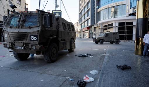 عربة عسكرية تابعة للاحتلال الإسرائيلي خلال اقتحام جنين في الضفة الغربية 30/5/2024 | المصدر: رويترز