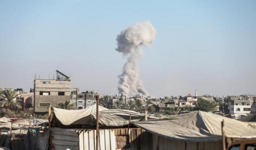 قصف إحدى المناطق في غزة