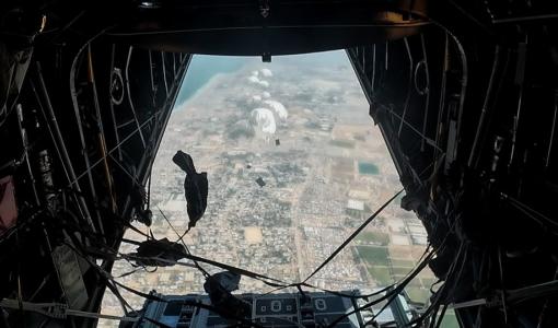 من الإنزال الجوي على قطاع غزة 2/9/2024 |المصدر: إذاعة القوات المسلحة الأردنية