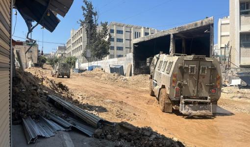 آليات الاحتلال تدمر البينة التحتية خلال اقتحام سابق لمخيم نور شمس | المصدر: وكالة وفا الفلسطينية