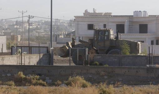 من اقتحام الاحتلال لمنطقة المرشحات جنوب مخيم عقبة جبر في أريحا 21/10/2024 | المصدر: فلسطين بوست