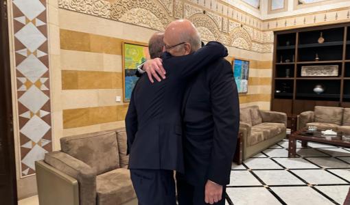 وزير الخارجية أيمن الصفدي خلال لقائه برئيس الحكومة اللبنانية نجيب ميقاتي في لبنان 7/10/2024 | المصدر: وزارة الخارجية