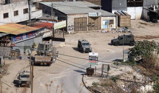 آليات إسرائيلية خلال اقتحام سابق لمخيم الفارعة للاجئين بالقرب من مدينة طوباس بالضفة الغربية | المصدر: الوكالة الأوروبية للصور الصحفية